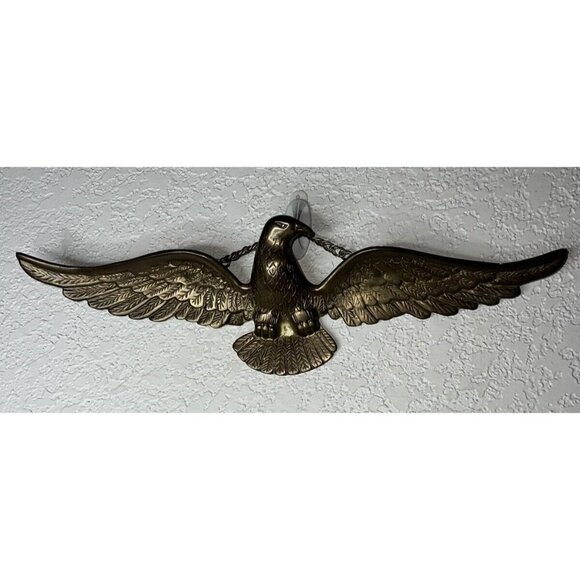 Vintage Large Wall Hanging Solid Brass Flying Eagle Plaque 18” Long Patriotic - Picture 2 of 11